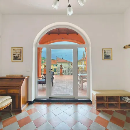 Rivierarent La Terrazza Sul Borgo Finale Ligure