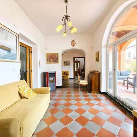 Apartmán Rivierarent La Terrazza Sul Borgo