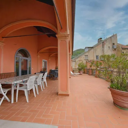 Rivierarent La Terrazza Sul Borgo Apartmán Finale Ligure