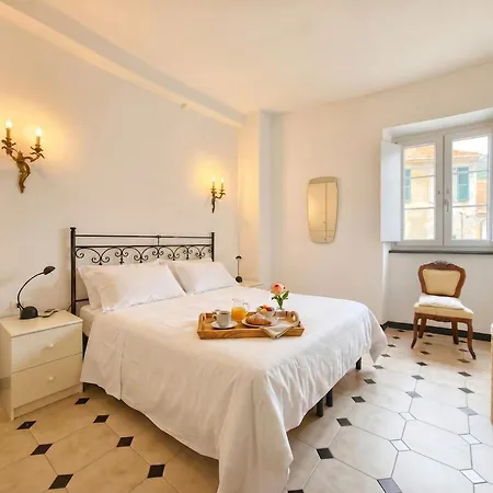 Rivierarent La Terrazza Sul Borgo Apartmán